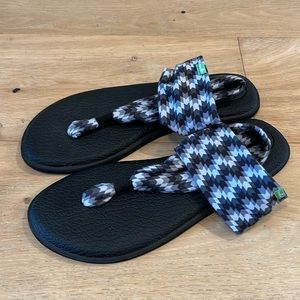 Sanuk yoga sling 2 sandals size 10